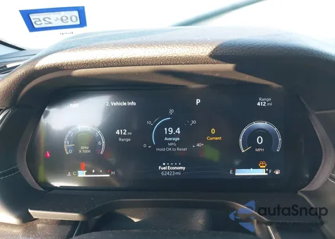 2023 Jeep Grand Cherokee Laredo 4X4 из США, поврежденный, VIN 1C4RJHAG6PC531078